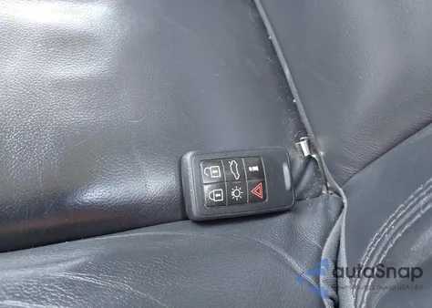 2013 Volvo S60 T5/T5 Platinum/T5 Premier/T5 Premier Plus from USA, damaged, VIN YV1612FS8D2206831